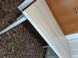 Mesa escritorio Ikea madera y metal