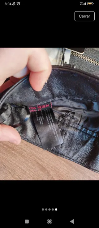 Falda de cuero negra