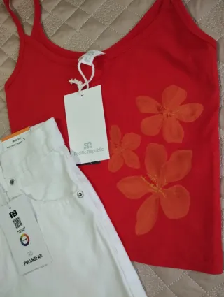 Lote Pull&Bear: Top Rojo y Shorts Blancos T.36