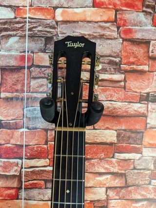 Guitarra Acústica Taylor 510e con ES2