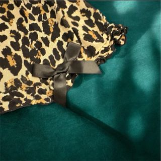 Lingerie con stampa animalier