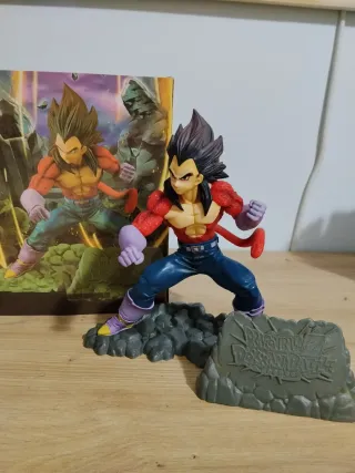 Figura Dragon Ball Z Vegeta SSJ4