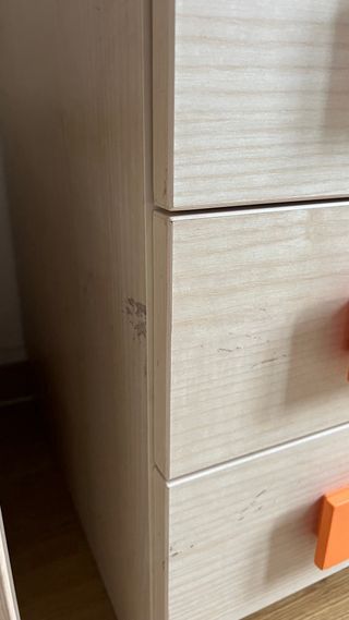 Grande scrivania in legno con cassetti