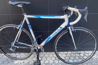 Bicicleta Decathlon Racing Competición