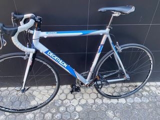 Bicicleta Decathlon Racing Competición