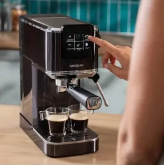 Cafetera cecotec cafelizzia coldbrew