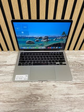 MacBook Pro 13" 2020 i5 16gb 512gb SSD