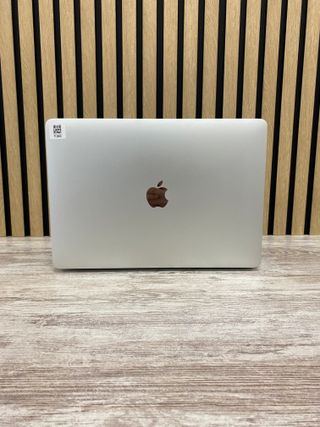 MacBook Pro 13" 2020 i5 16gb 512gb SSD