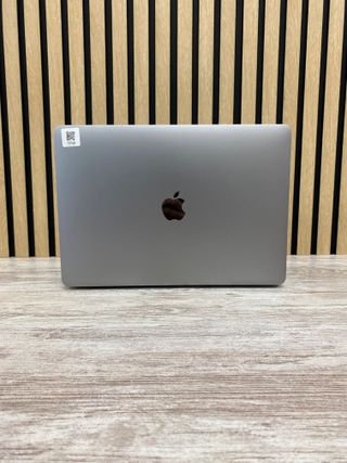 MacBook Pro 13" 2020 i5 16gb 512gb SSD
