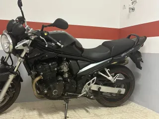 Suzuki Bandit 650 2007 Negra