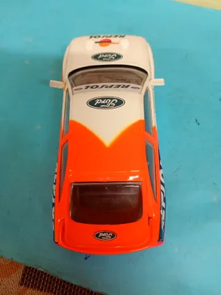 Scalextric Ford Escort Cosworth Sainz Escala 1.32