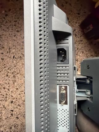 Monitor LG Flatron L1510S Plata