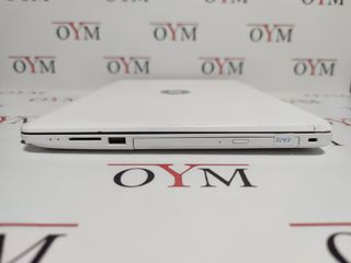 HP 15-BS033NS Blanco