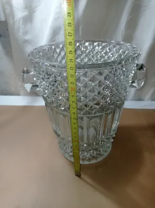 Jarrón de cristal con asas