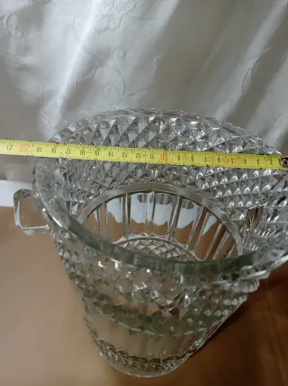 Jarrón de cristal con asas