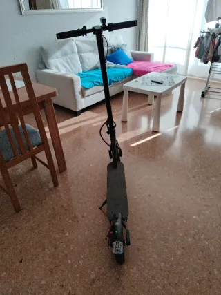 Patinete Eléctrico Matriculado Negro