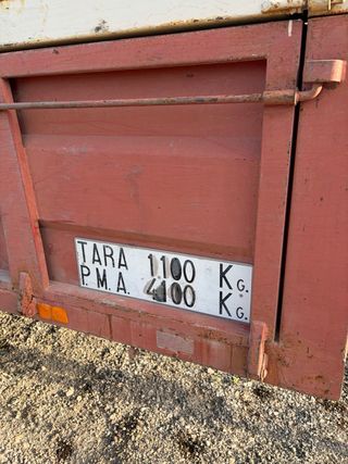 Remolque agrícola rojo