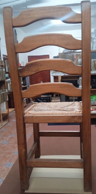 Lote 6 Sillas Madera y Enea