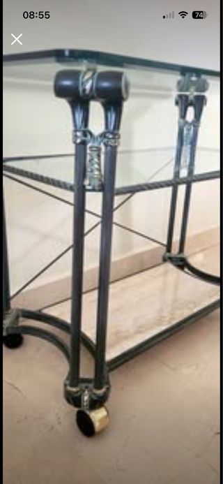 Elegante mesa consola/carrito cristal y hierro