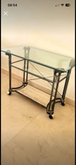 Elegante mesa consola/carrito cristal y hierro
