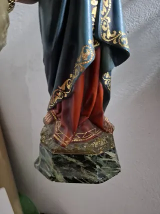 Virgen Dolorosa con Aureola