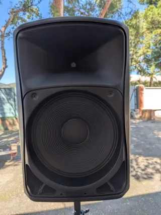 ✅ Electro-Voice ZX5 Negro (2)