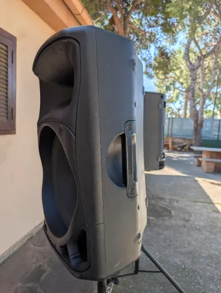 ✅ Electro-Voice ZX5 Negro (2)