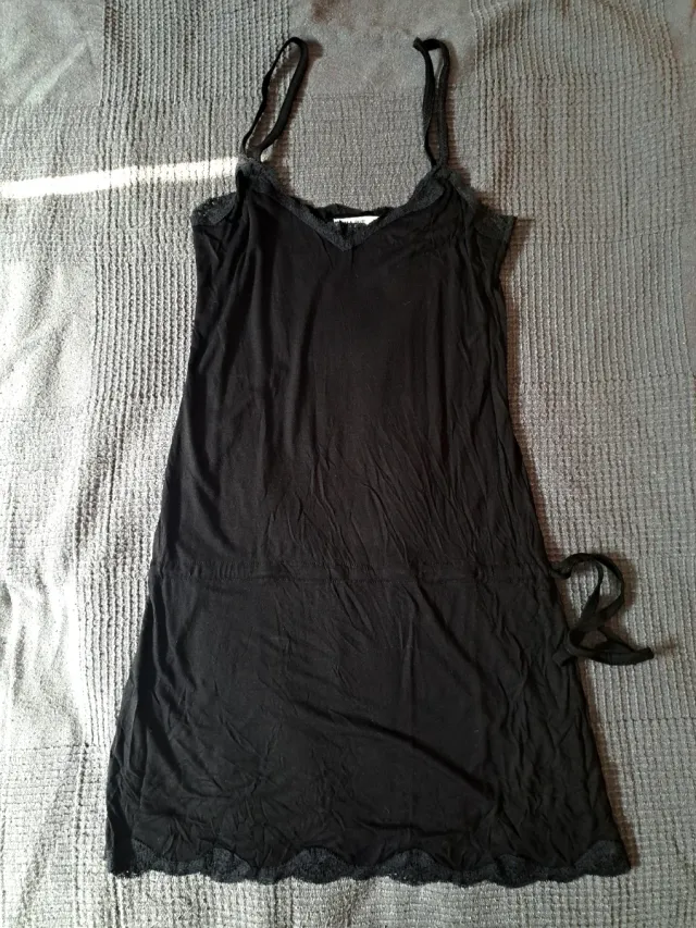 Top lencero negro en talla L de la marca Chill Out