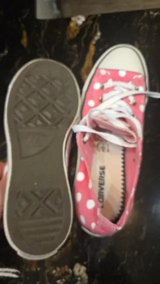 Converse rosas lunares