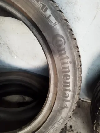 Neumáticos de ocasión Continental 215/50/18 92V