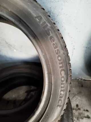 Neumáticos de ocasión Continental 215/50/18 92V