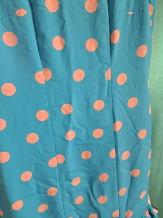 Vestido de sevillana lunares