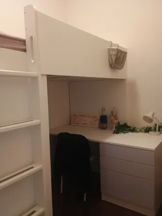 Dormitorio juvenil blanco y lila