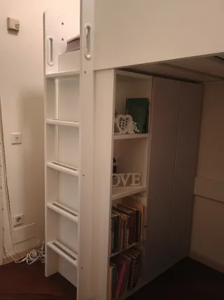 Dormitorio juvenil blanco y lila