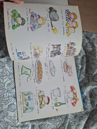 Las primeras palabras de teo cuento