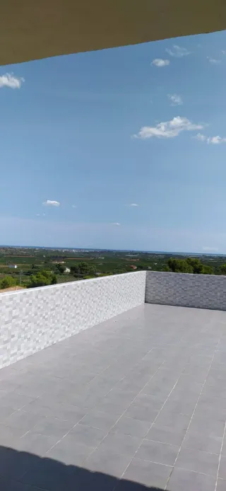 Vendo chalet seminuevo o alquilo opción compra.