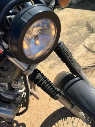 Moto rieju  tango Negra