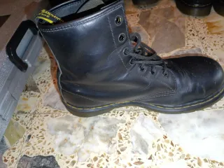 Stivali Dr. Martens Neri con Punta in Acciaio Taglia 45