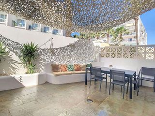 Casa adosada en venta en Los Álamos en Torremolinos