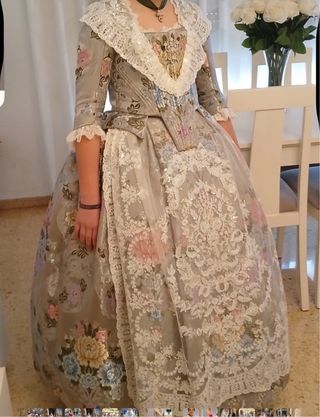 Traje de Fallera para 11 12 años