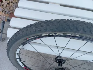 Ruedas 27.5 Vittoria Barzo y Mezcal