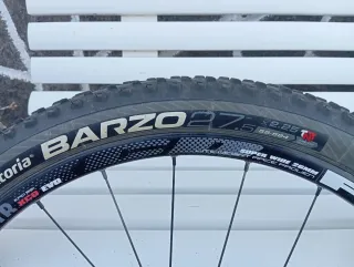 Ruedas 27.5 Vittoria Barzo y Mezcal