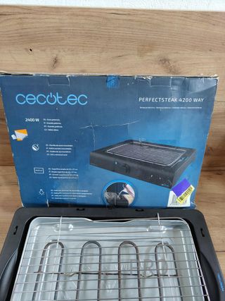 Barbacoa eléctrica de sobremesa de 2400 W - Cecotec