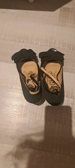 Zapatos de vestir negros CHIKA10