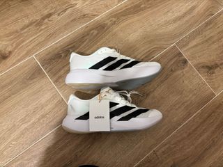 Zapatillas Adidas Adizero Blancas y Negras