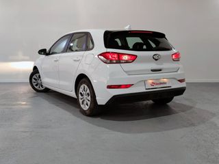 Hyundai i30 Essence 1.5 DPI 110 5p