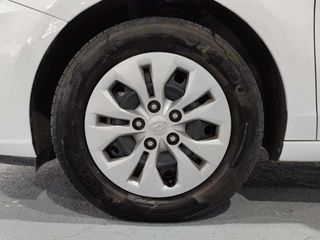 Hyundai i30 Essence 1.5 DPI 110 5p