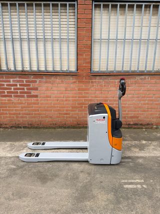 Transpaleta STILL EXU 18 eléctrica