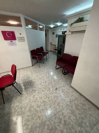 Local comercial en venta en Instituts - Universitat en Lleida