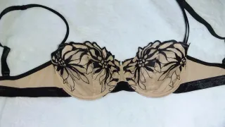 Sujetador Chantelle Beige y Negro